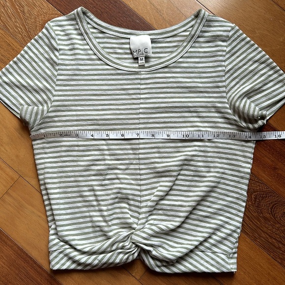 Mink Pink Striped Cropped Tee with Twist Detail, size Medium - Picture 6 of 10